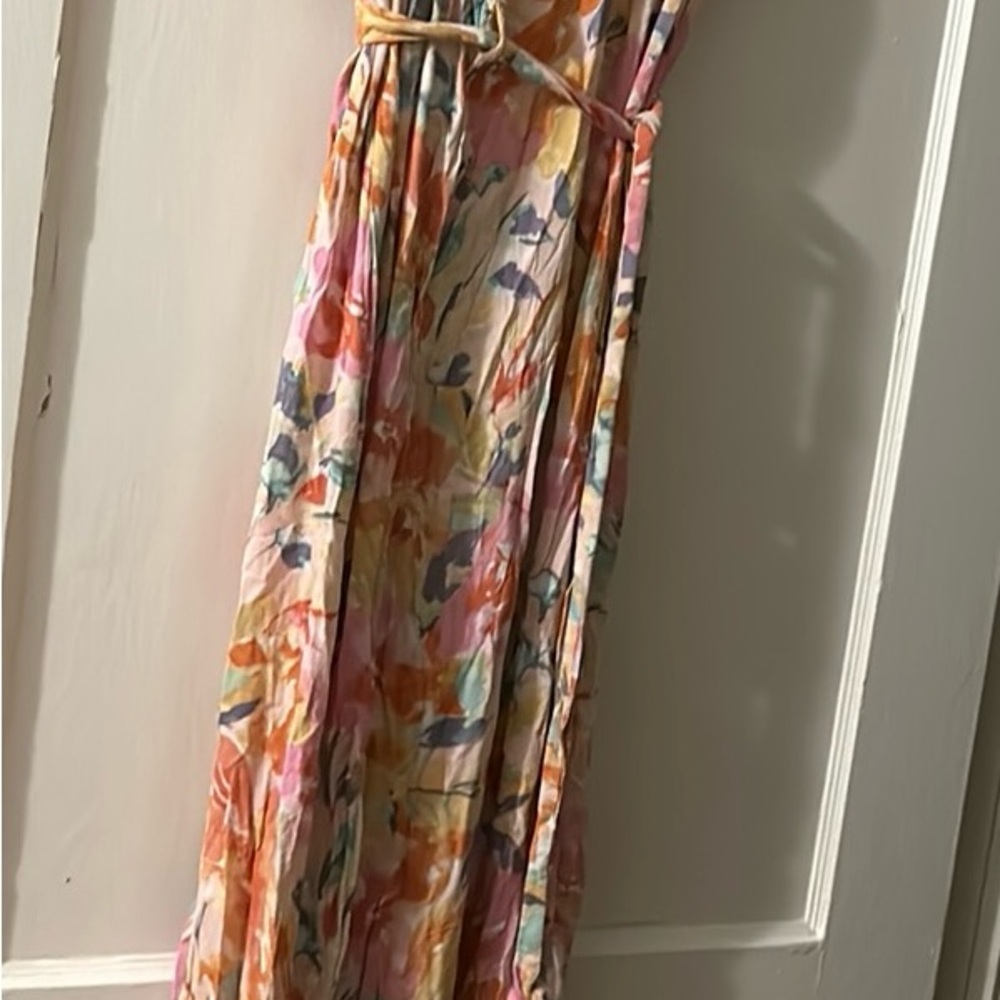Beautiful wrap dress, I had snaps added for modesty - Picture 8 of 10